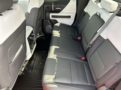 New 2025 GMC Hummer EV 3X image 26