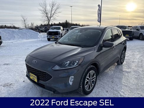 Used 2022 Ford Escape SEL w/ Technology Package image 3