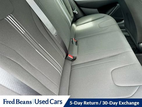 Used 2025 Hyundai Elantra SEL FWD image 28