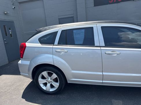 Used 2011 Dodge Caliber Mainstreet FWD image 9