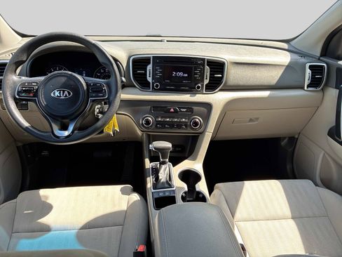 Used 2017 Kia Sportage LX FWD image 13