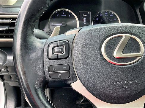 Used 2017 Lexus IS 200t RWD image 17