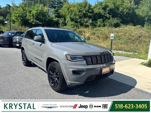 Used 2021 Jeep Grand Cherokee Laredo X AWD/4WD image 1
