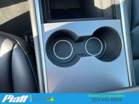 Used 2023 Tesla Model Y Long Range image 32