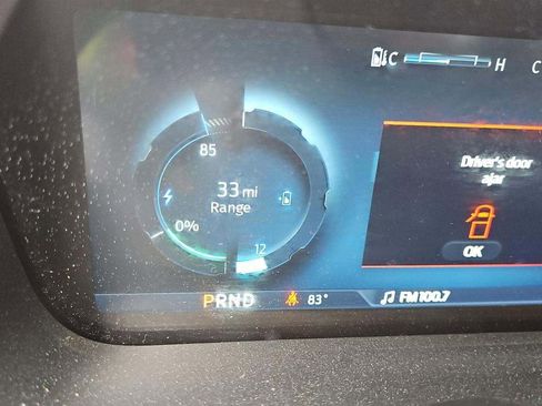 Used 2025 Ford F150 Lightning Lariat image 3