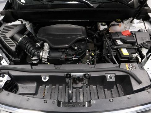 Used 2023 GMC Acadia SLT FWD image 19