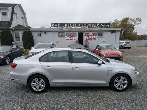 Used 2014 Volkswagen Jetta SEL FWD image 4