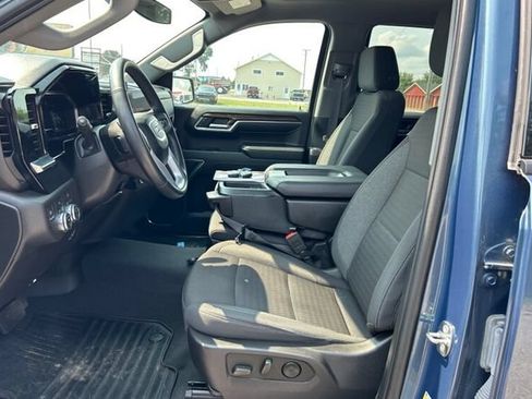 Used 2024 GMC Sierra 1500 Elevation AWD/4WD image 5