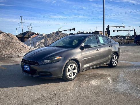 Used 2016 Dodge Dart SXT image 2