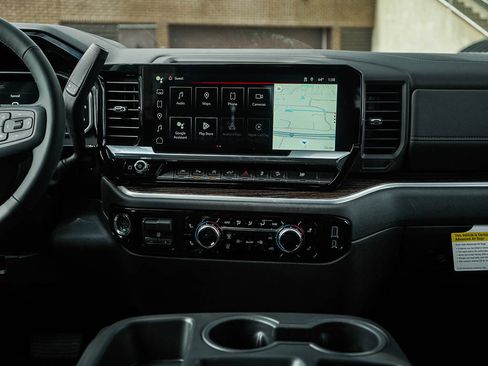 New 2026 GMC Sierra 1500 SLE AWD/4WD image 15