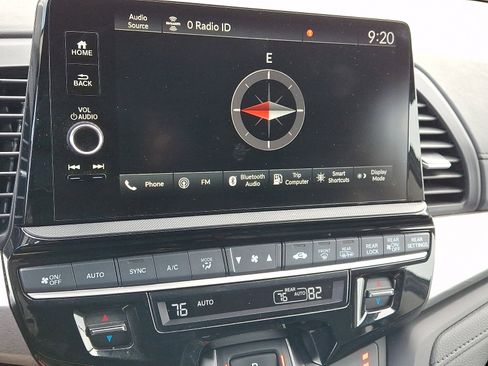 Certified 2025 Honda Odyssey EX-L image 18