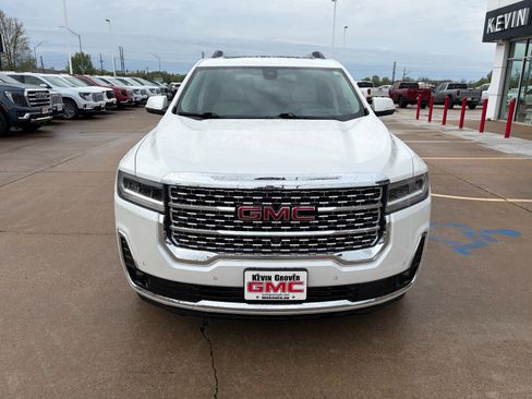 Certified 2021 GMC Acadia Denali w/ Denali Technology Package AWD/4WD image 2