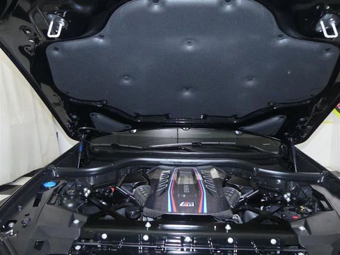 Used 2024 BMW X5 M Competition w/ Ultimate Package image 41