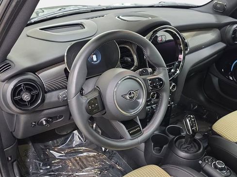 Certified 2023 MINI Cooper S w/ MINI Resolute Edition FWD image 13