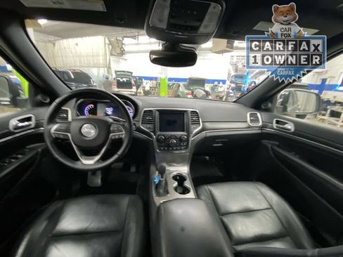 Used 2018 Jeep Grand Cherokee Limited AWD/4WD image 29
