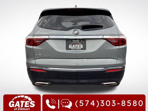 Used 2023 Buick Enclave Essence FWD image 9