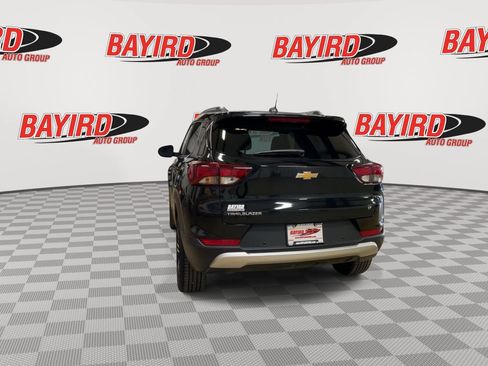 Used 2026 Chevrolet TrailBlazer LT w/ LT Cold Weather Package FWD image 7