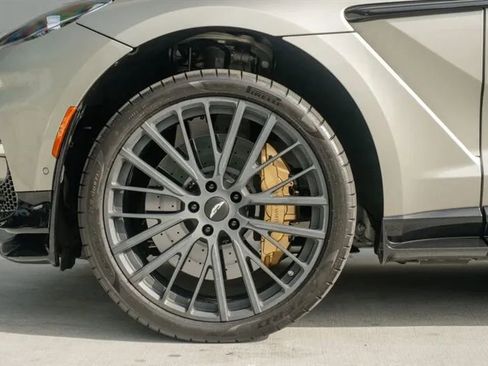 Used 2023 Aston Martin DBX 707 image 22