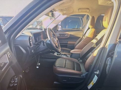 Used 2025 Ford Bronco Sport Outer Banks w/ Outer Banks Tech Package+ image 8