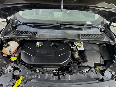 Used 2018 Ford Escape Titanium image 34