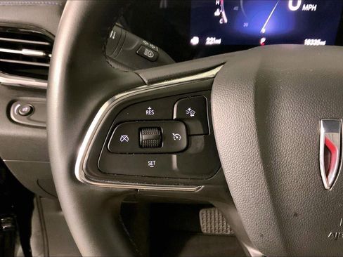 Used 2025 Buick Envista Sport Touring FWD image 18