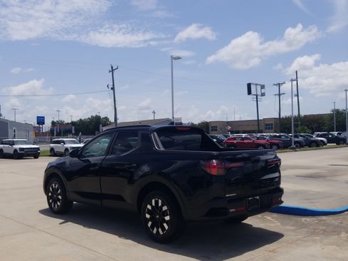 Used 2025 Hyundai Santa Cruz SEL FWD image 5