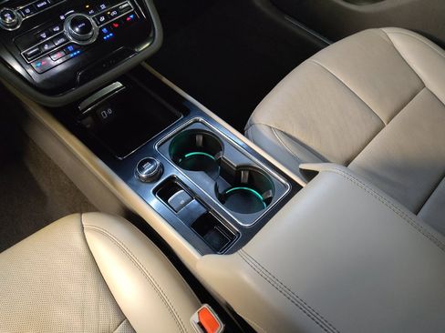 Used 2022 Lincoln Corsair Reserve w/ Elements Package FWD image 26