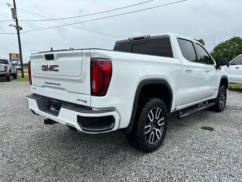 Used 2021 GMC Sierra 1500 AT4 w/ AT4 Preferred Package AWD/4WD image 10
