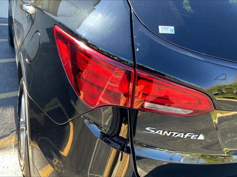 Used 2017 Hyundai Santa Fe Sport image 31