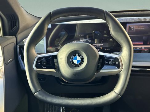 Used 2026 BMW iX xDrive45 w/ Premium Package image 7