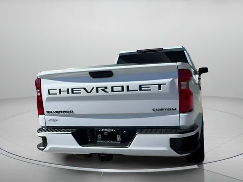 Used 2025 Chevrolet Silverado 1500 Custom w/ Turbomax Blackout Package image 24
