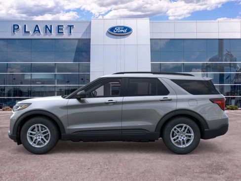 New 2026 Ford Explorer Active RWD image 3