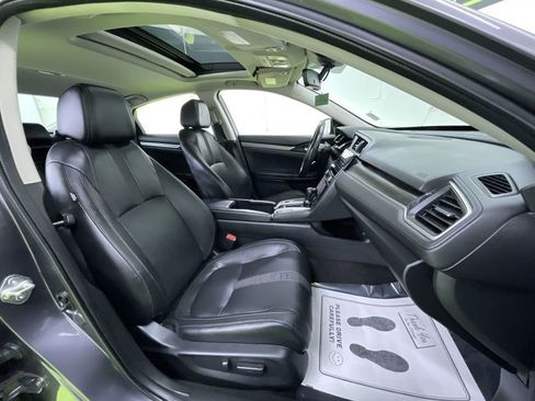Used 2020 Honda Civic Touring image 30