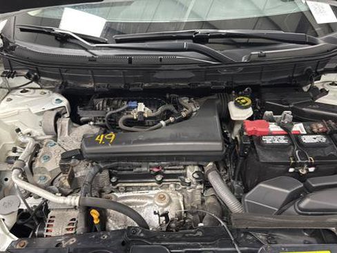 Used 2017 Nissan Rogue S image 24