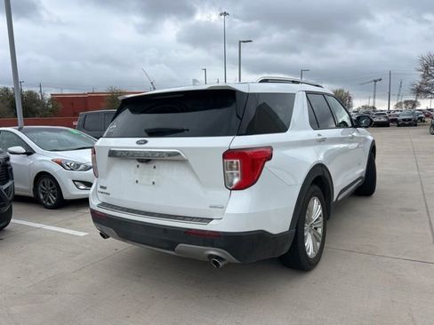 Used 2020 Ford Explorer Limited image 3