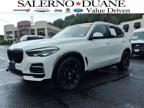 Used 2023 BMW X5 xDrive40i w/ Premium Package AWD/4WD image 1