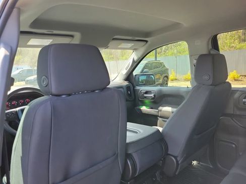 Used 2024 Chevrolet Silverado 1500 Custom image 11