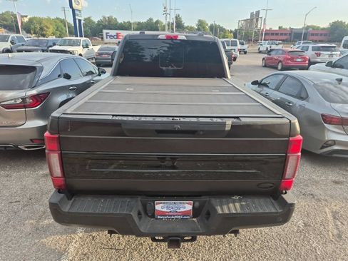 Used 2020 Ford F250 Platinum w/ FX4 Off-Road Package AWD/4WD image 15