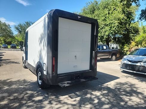 Used 2024 Chevrolet Brightdrop 400 w/ Commercial Equipment Package AWD/4WD image 4