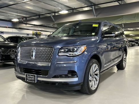 Certified 2023 Lincoln Navigator L Reserve AWD/4WD image 5