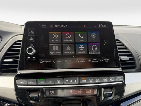 Certified 2025 Honda Odyssey Touring image 21