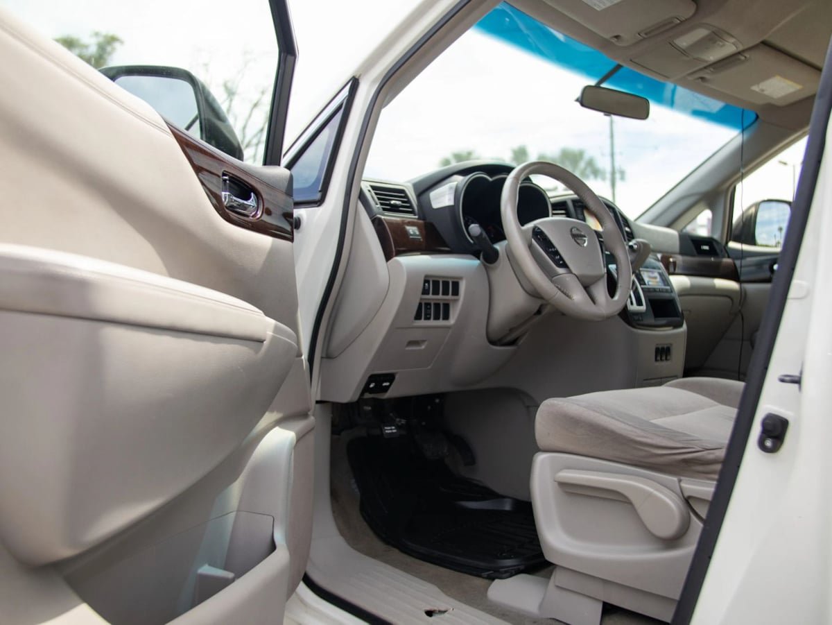 Used 2017 Nissan Quest SV FWD image 15
