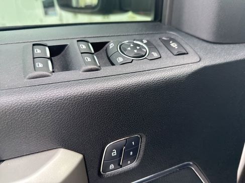 Used 2018 Ford F250 Lariat w/ Lariat Ultimate Package image 29