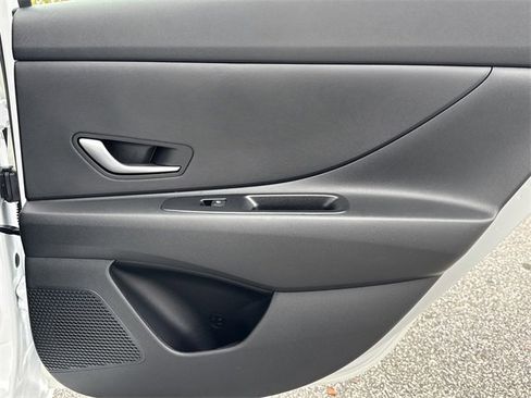 New 2026 Hyundai Elantra Blue image 16