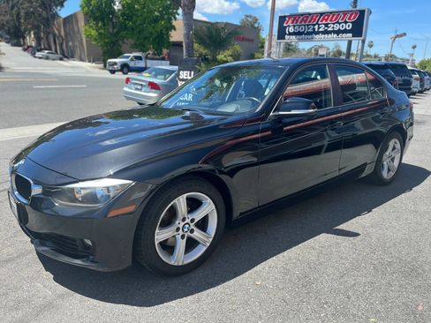 Used 2013 BMW 328i Sedan RWD image 3