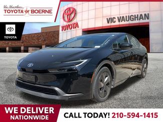 Used 2024 Toyota Prius LE video 1