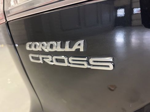 Used 2023 Toyota Corolla Cross L image 29