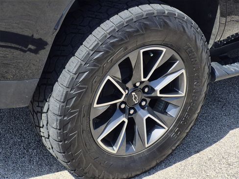 Used 2023 Chevrolet Tahoe Z71 AWD/4WD image 7