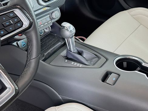 Used 2024 Ford Mustang GT Premium image 28