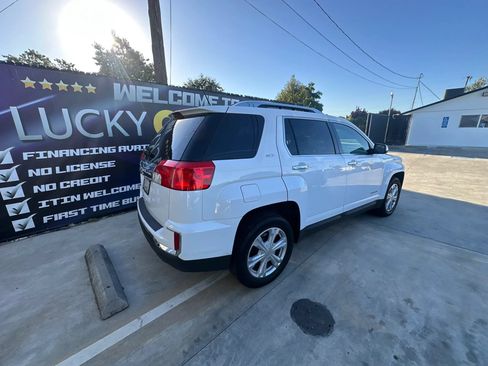 Used 2017 GMC Terrain SLT FWD image 6